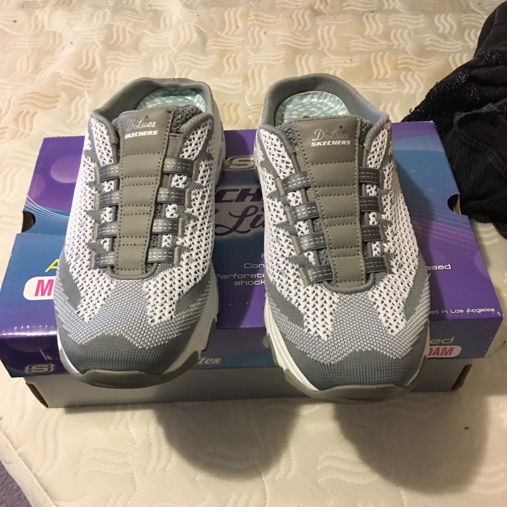 Skechers shoes
